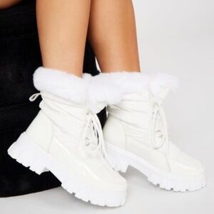 Play In The Snow Booties - White - 7